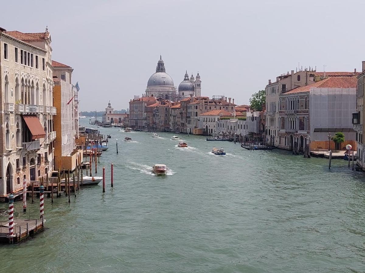 Appartamenti Ca'Giustinian Venecia Exterior foto