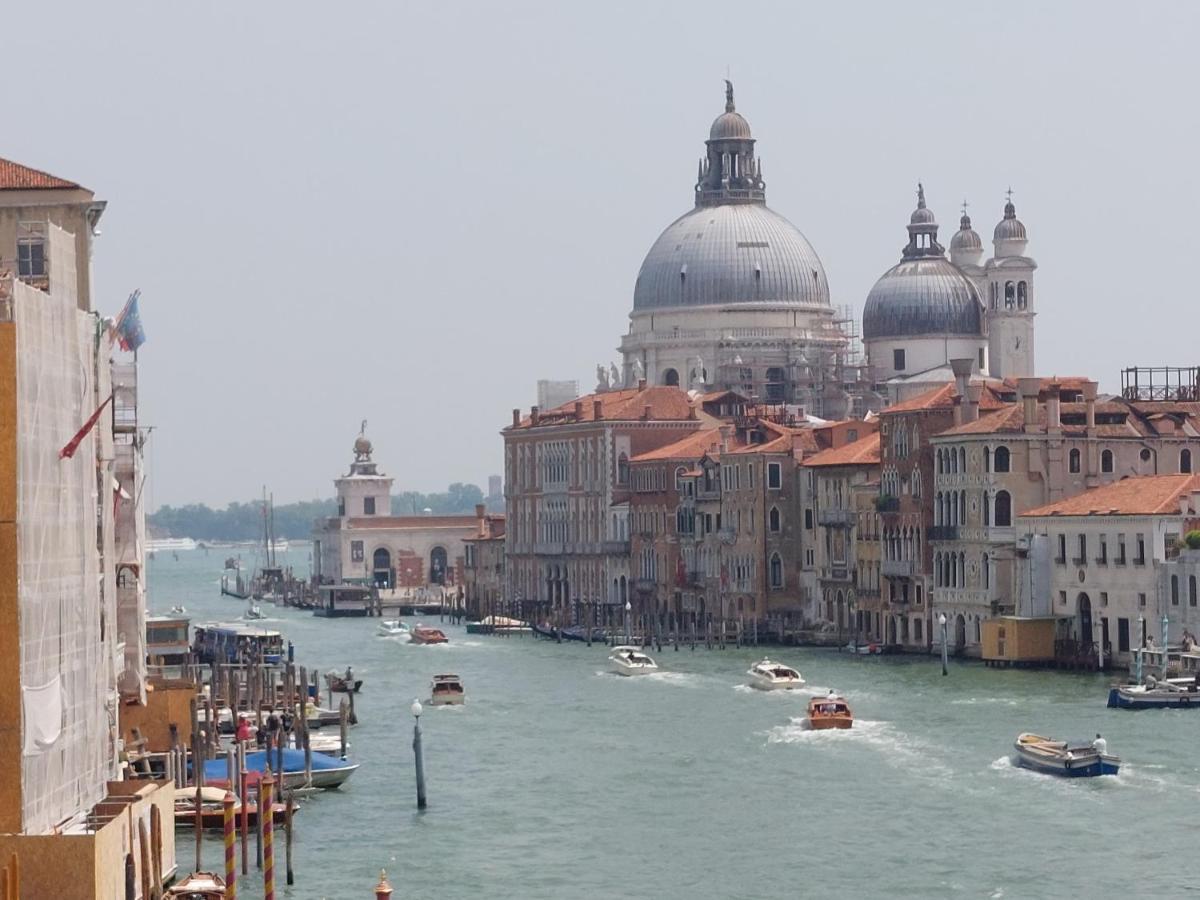 Appartamenti Ca'Giustinian Venecia Exterior foto